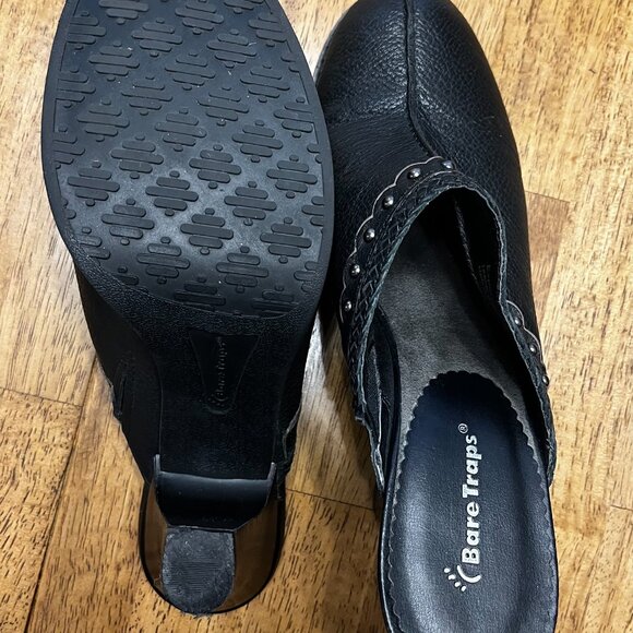 Bare Traps Expert Black Leather Slip On Mules High Heel Clog Studs Sz 10 - Picture 6 of 6